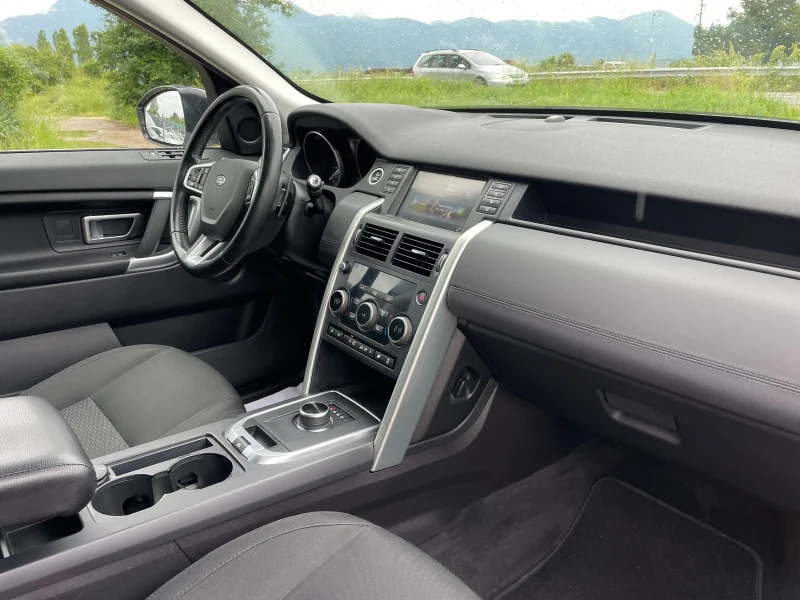 Land Rover Discovery 2.0TDI-150-NAVI-ITALIA, снимка 5 - Автомобили и джипове - 50453609