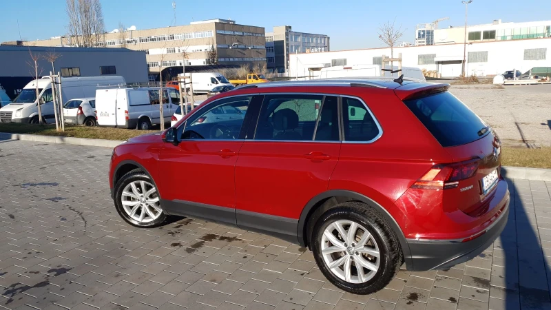 VW Tiguan 4MOTION Automatik 2.0 TDI 4M Highline, снимка 7 - Автомобили и джипове - 53225772