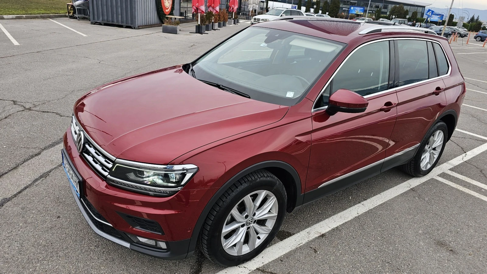 VW Tiguan 4MOTION Automatik 2.0 TDI Highline - изображение 6
