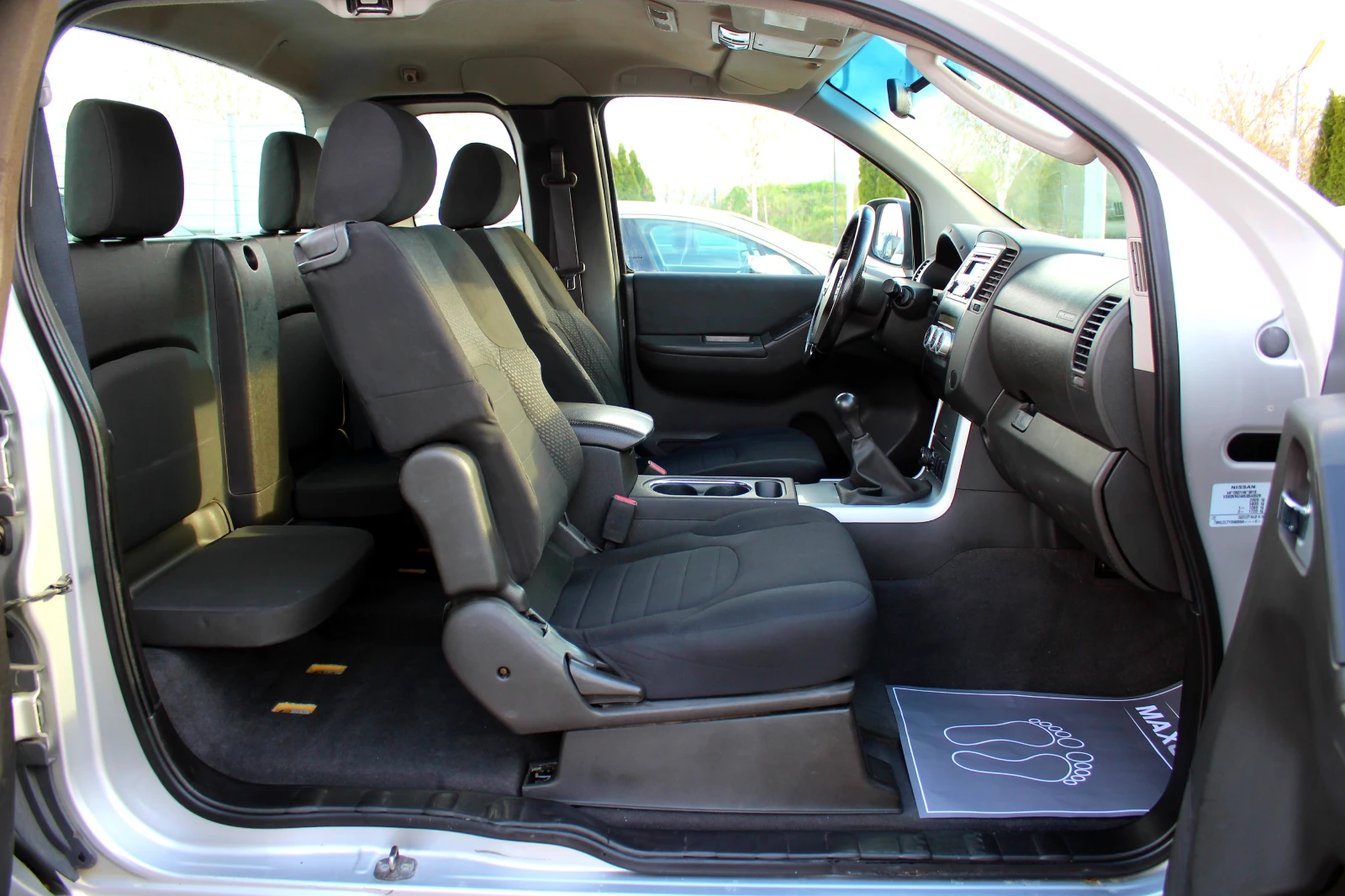 Nissan Navara FACELIFT * СОБСТВЕН ЛИЗИНГ, снимка 12 - Автомобили и джипове - 54129284