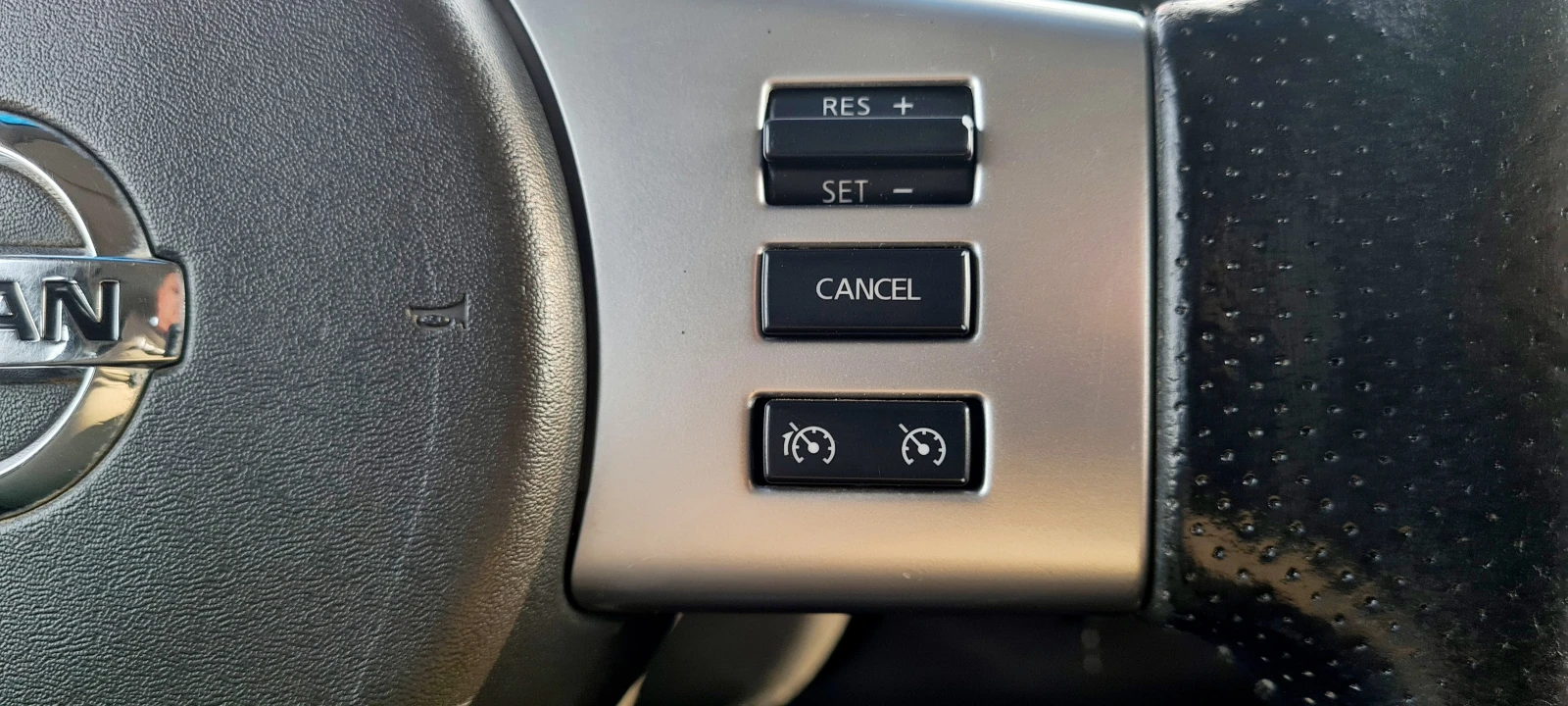 Nissan Navara FACELIFT * СОБСТВЕН ЛИЗИНГ, снимка 16 - Автомобили и джипове - 54129284