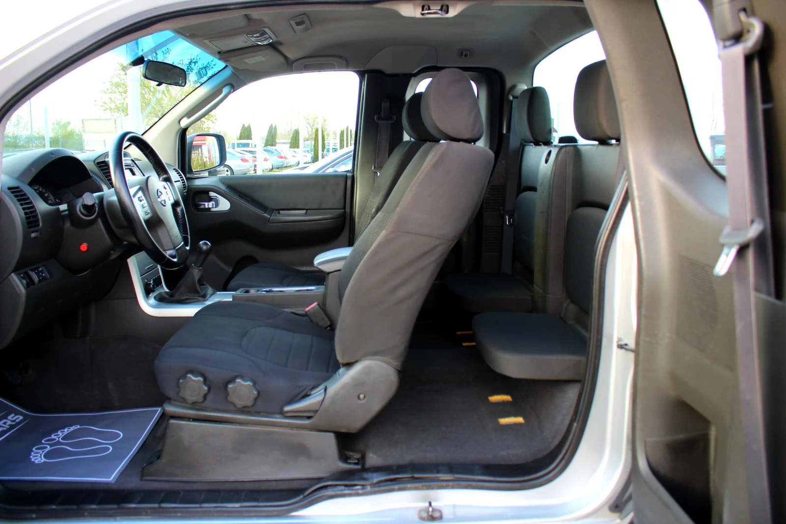 Nissan Navara FACELIFT * СОБСТВЕН ЛИЗИНГ, снимка 11 - Автомобили и джипове - 54129284