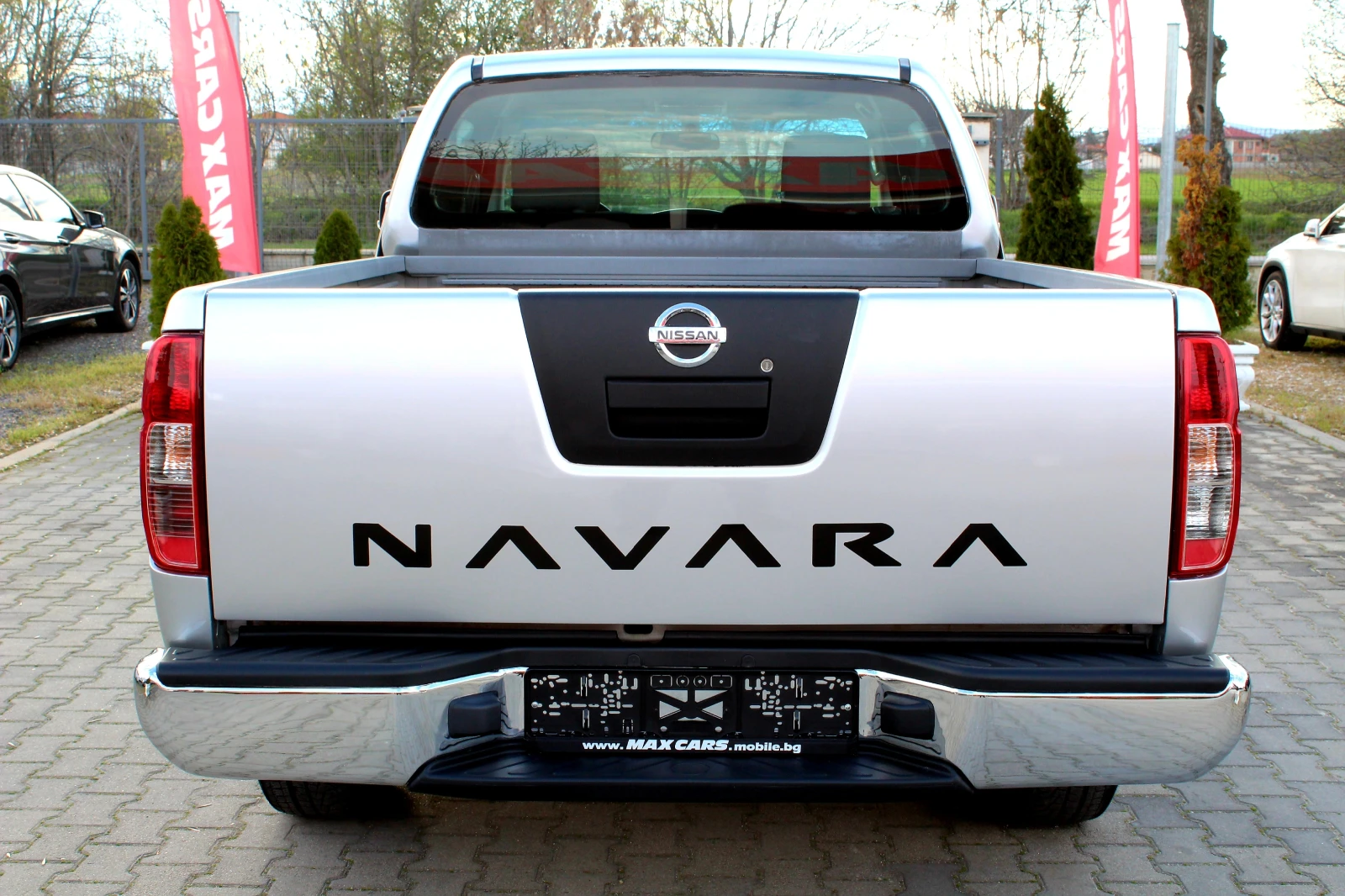 Nissan Navara FACELIFT * СОБСТВЕН ЛИЗИНГ, снимка 6 - Автомобили и джипове - 54129284