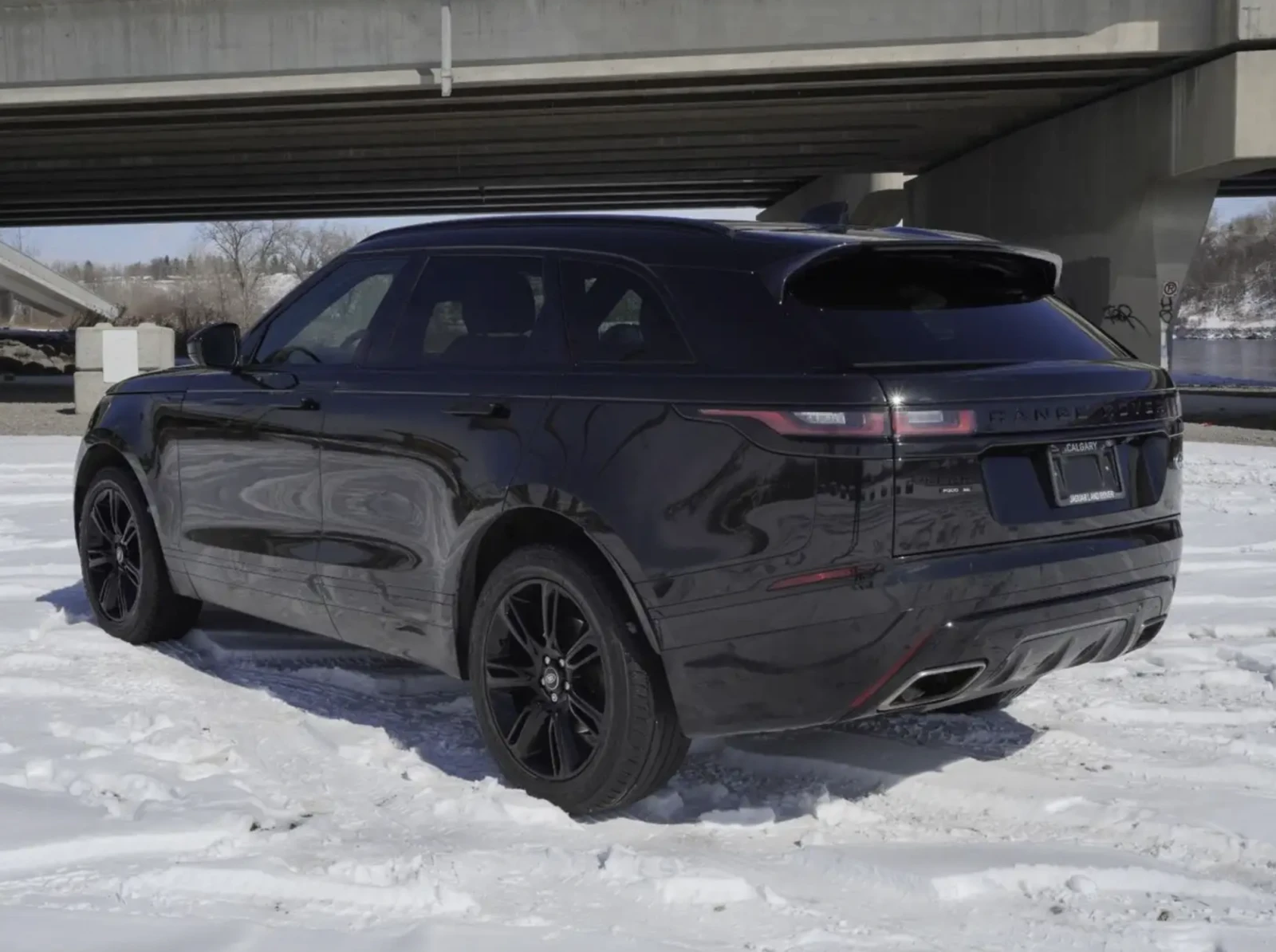 Land Rover Range Rover Velar 2019 LAND ROVER RANGE ROVER VELAR R-DYNAMIC SE, снимка 4 - Автомобили и джипове - 54139588