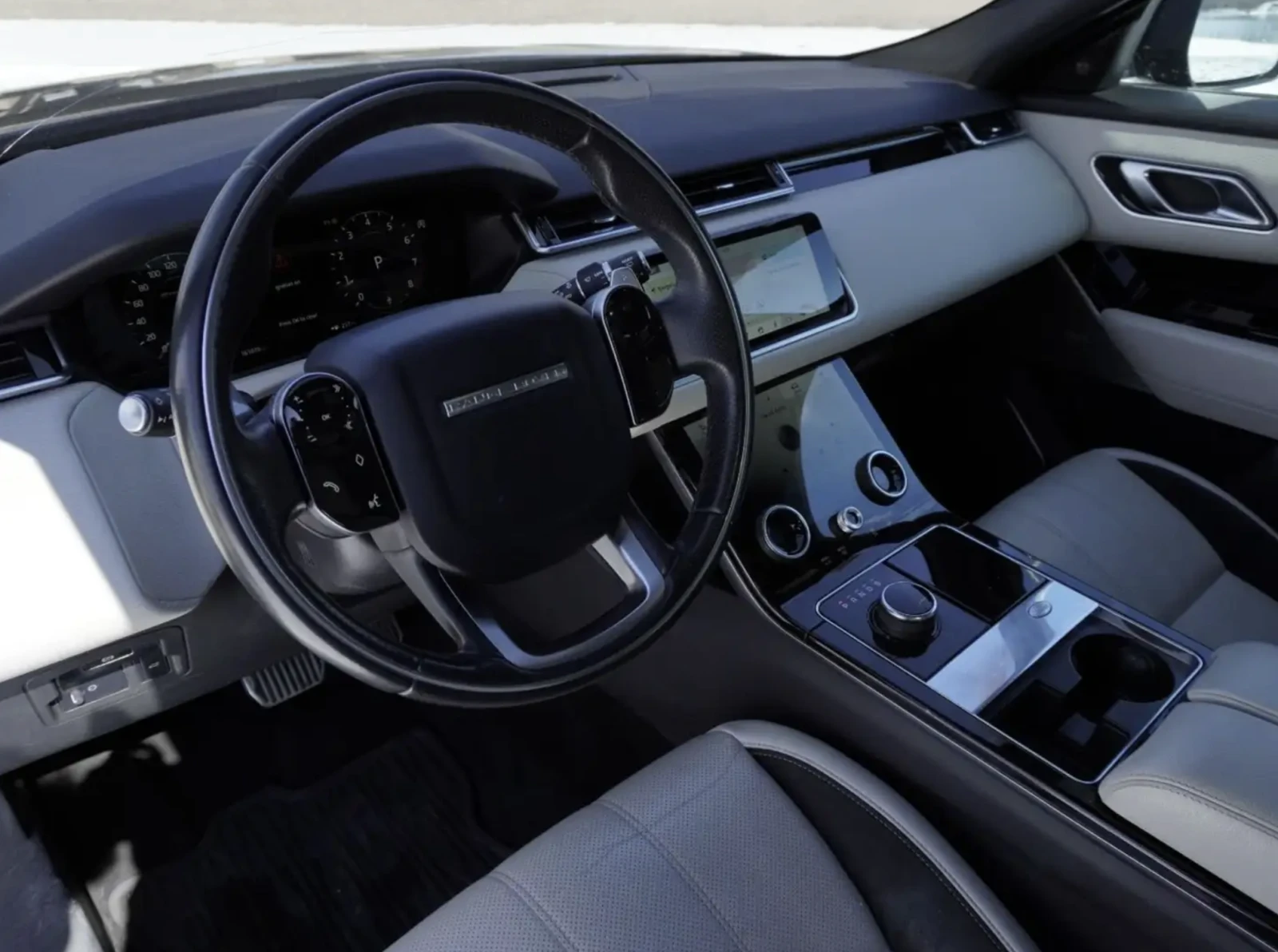 Land Rover Range Rover Velar 2019 LAND ROVER RANGE ROVER VELAR R-DYNAMIC SE, снимка 8 - Автомобили и джипове - 54139588