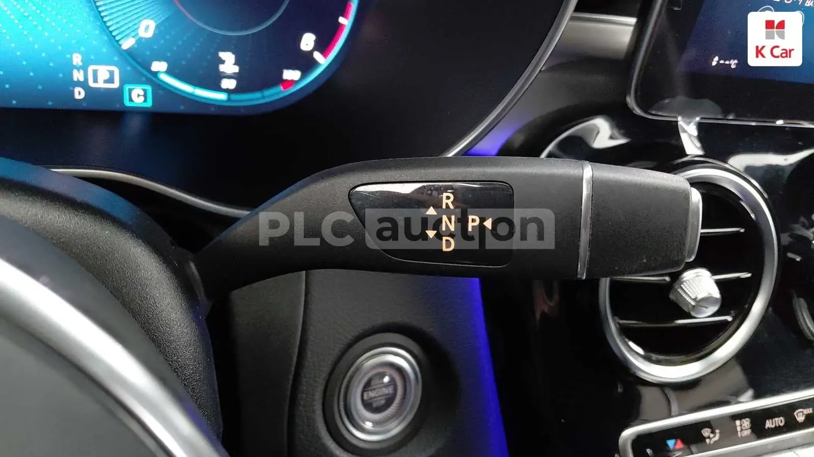 Mercedes-Benz GLC 220 4MATIC* AMG NIGHT PACKAGE* Keyless* Панорама , снимка 10 - Автомобили и джипове - 54691365
