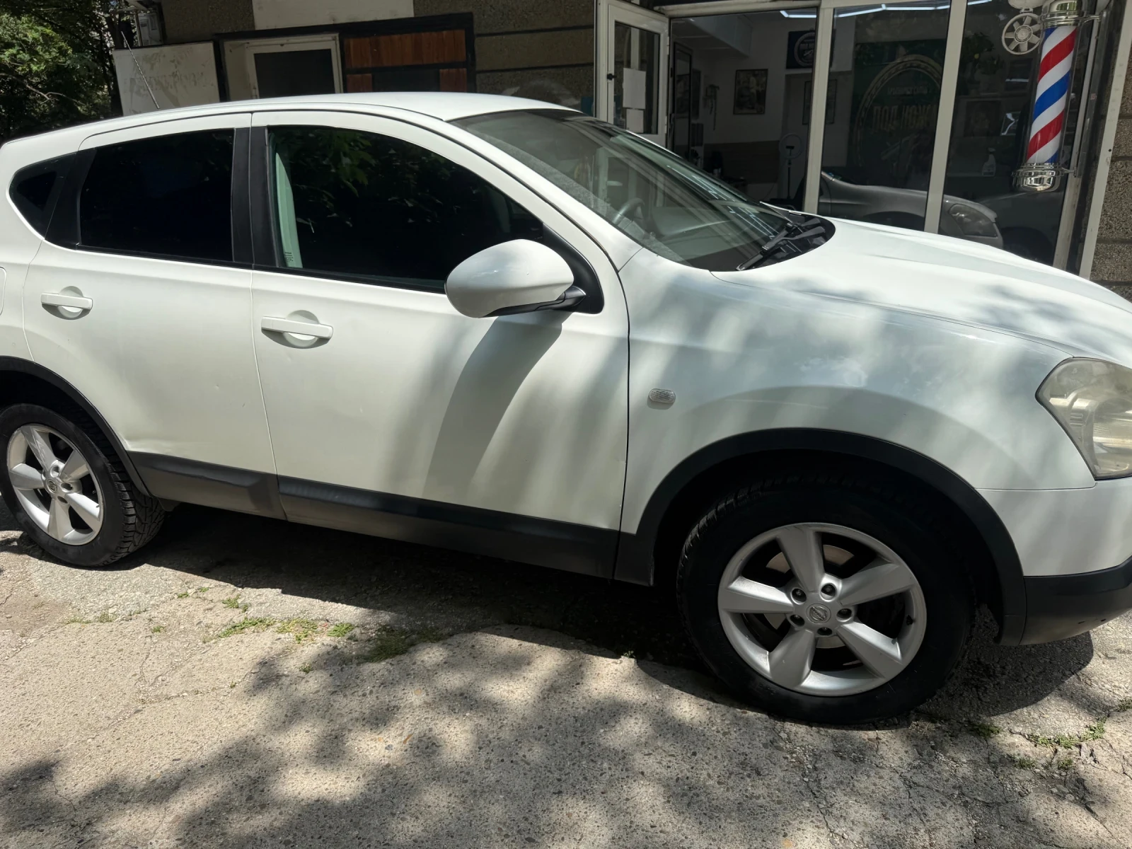 Nissan Qashqai, снимка 4 - Автомобили и джипове - 54790966