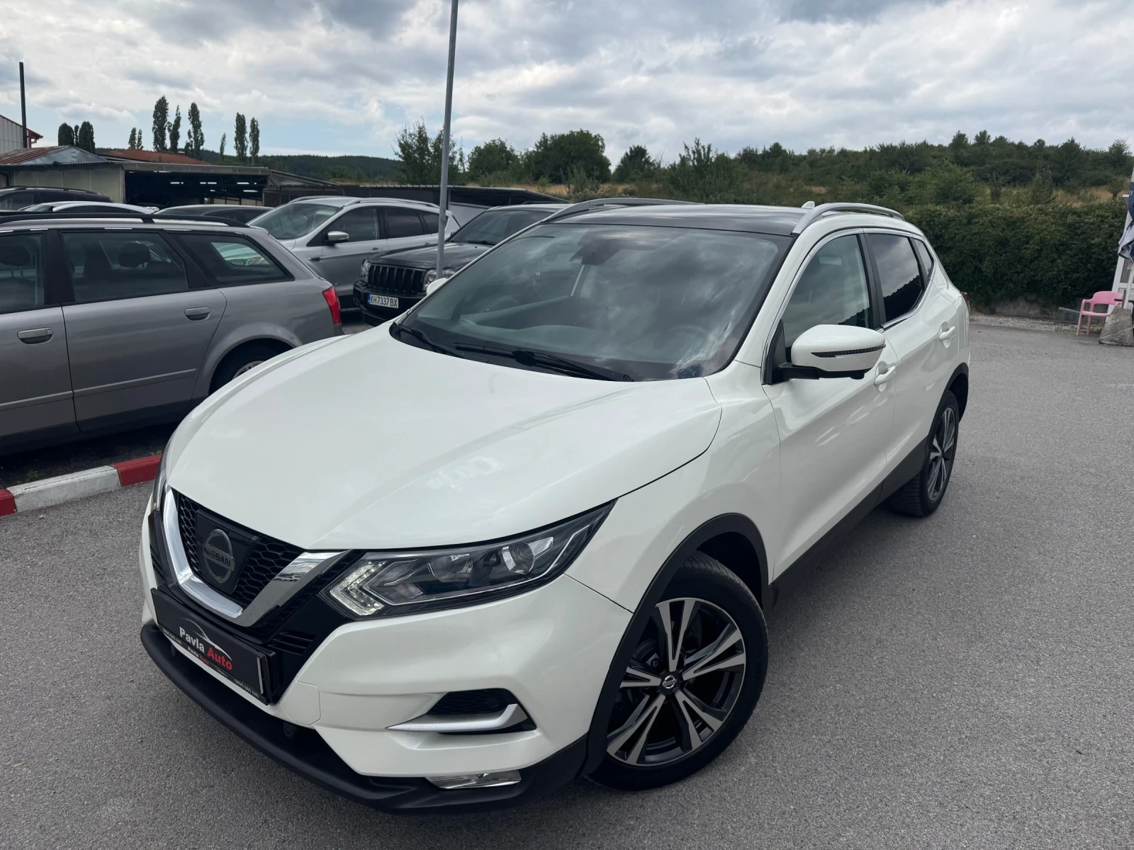 Nissan Qashqai Nissan Qashqai 1.6 dCi TEKNA 360 AVTOMAT