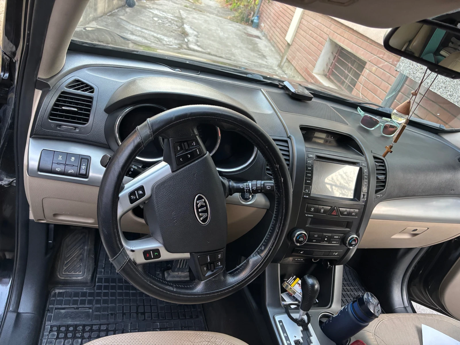 Kia Sorento, снимка 9 - Автомобили и джипове - 56452406