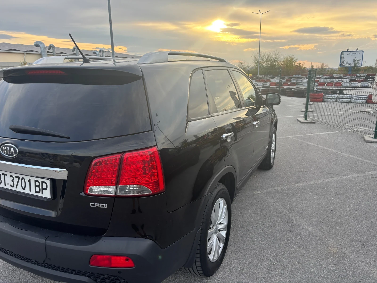 Kia Sorento, снимка 4 - Автомобили и джипове - 56452406