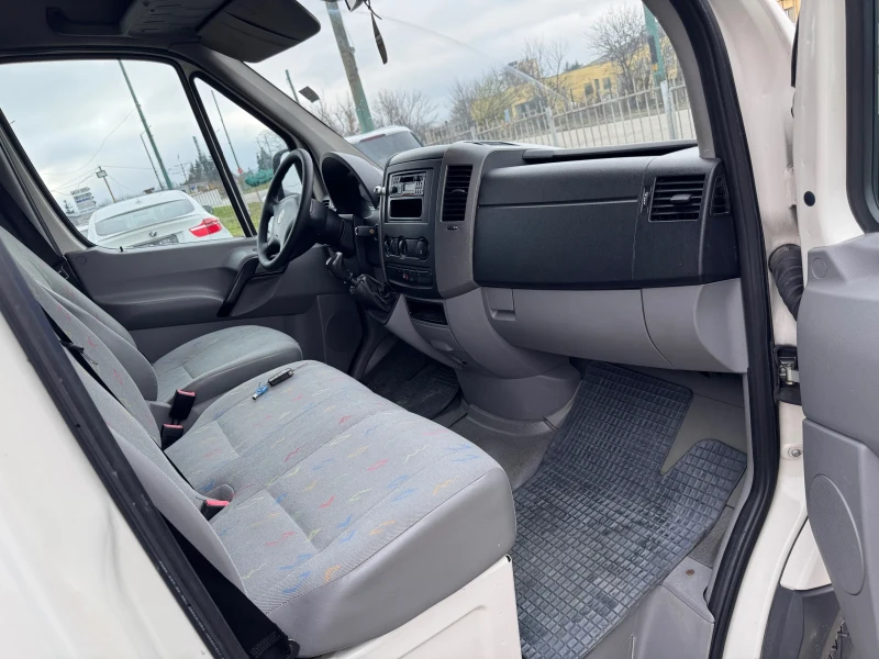 VW Crafter 2.5TDI/MAKSI, снимка 12 - Бусове и автобуси - 52760385