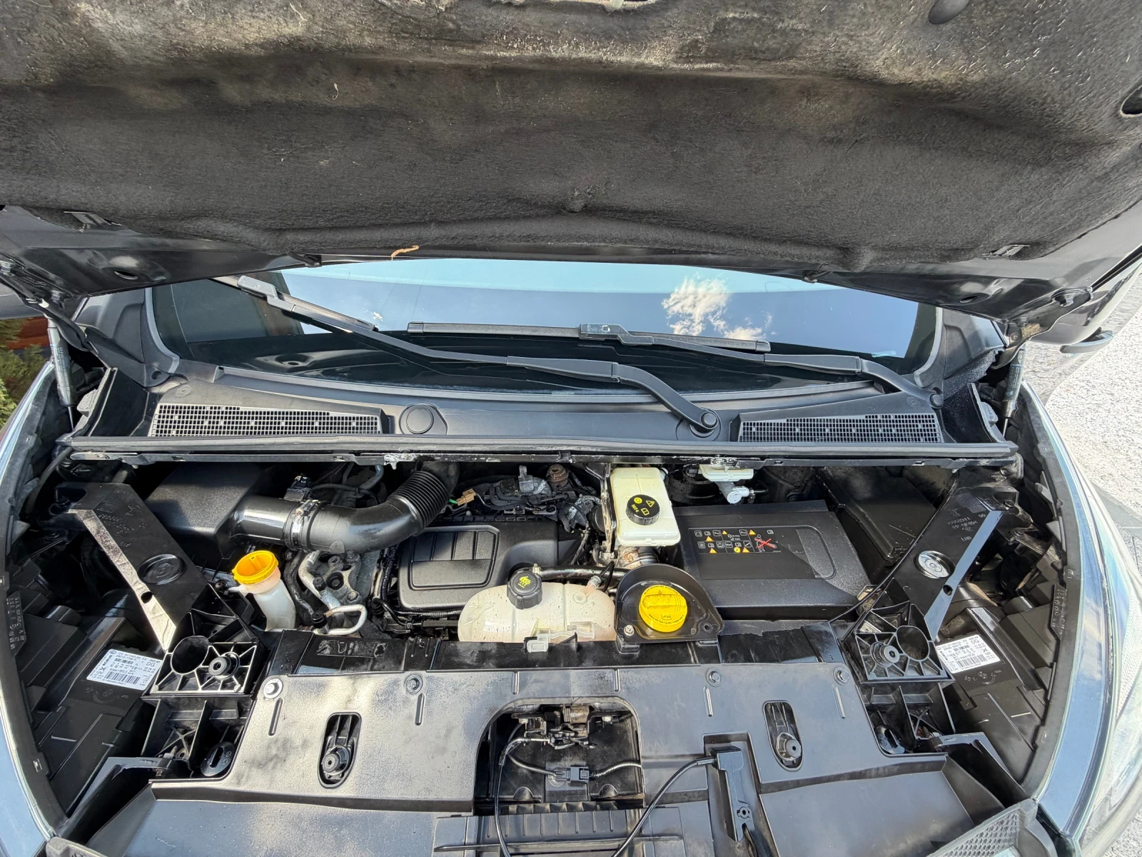 Opel Vivaro Нов внос от Белгия 4+ 1, снимка 9 - Бусове и автобуси - 54125150