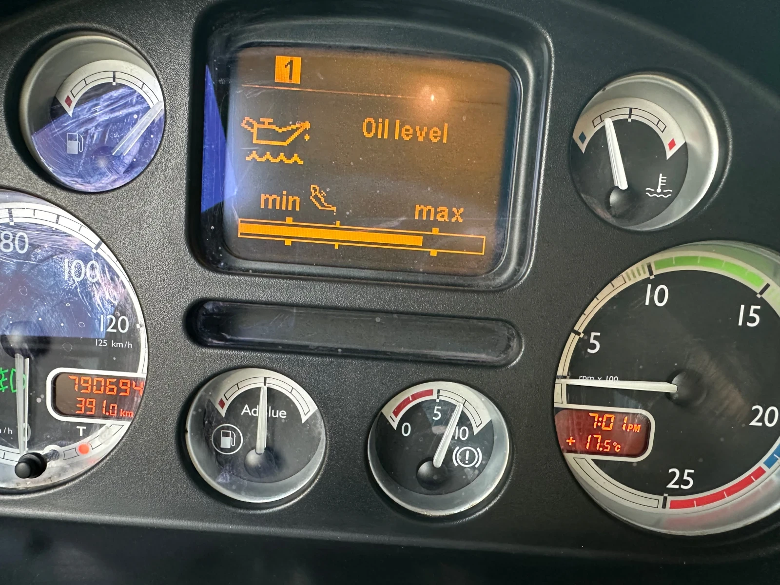 Daf Cf85, снимка 9 - Камиони - 56353618