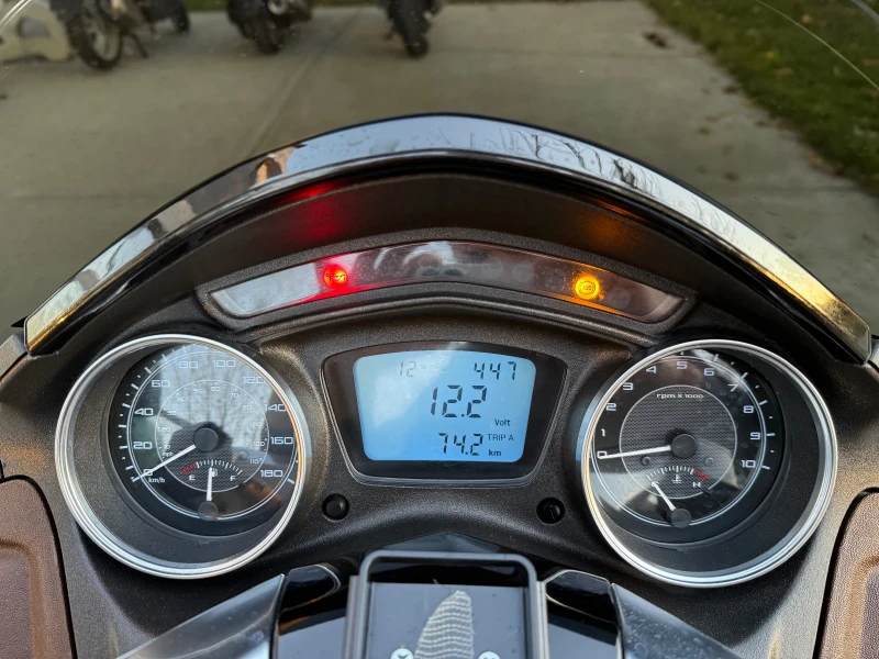 Piaggio X10 ABS / ASR 350i PERFEKTEN, снимка 11 - Мотоциклети и мототехника - 52415757