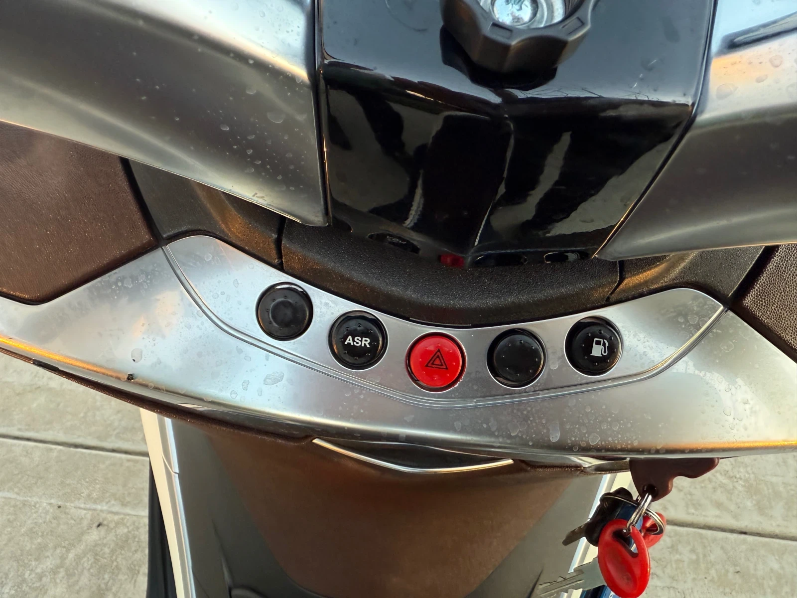 Piaggio X10 ABS / ASR 350i PERFEKTEN | Mobile.bg   12