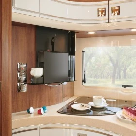 Кемпер Carthago chic e-line I 50 LE DA , снимка 14