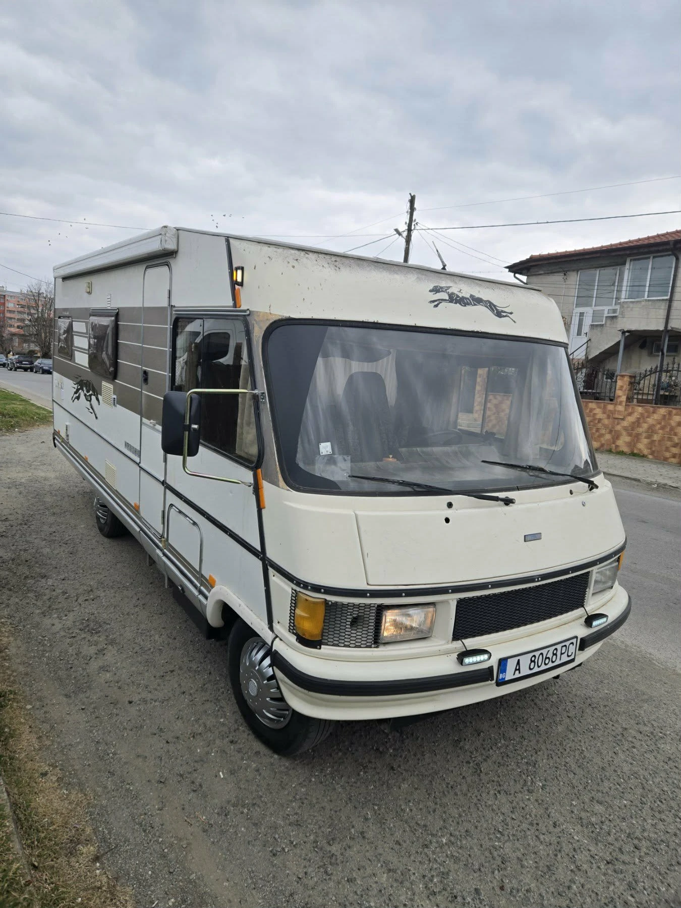 Кемпер HYMER / ERIBA, снимка 2 - Каравани и кемпери - 53912195