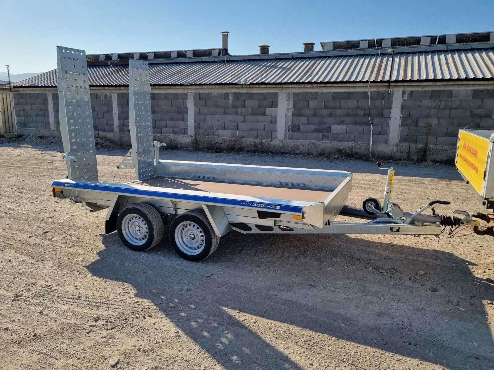 �� ��������� VESTA | Mobile.bg � ����������� 16