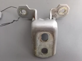 Панта врата предна лява долна Рено Лагуна хечбек 