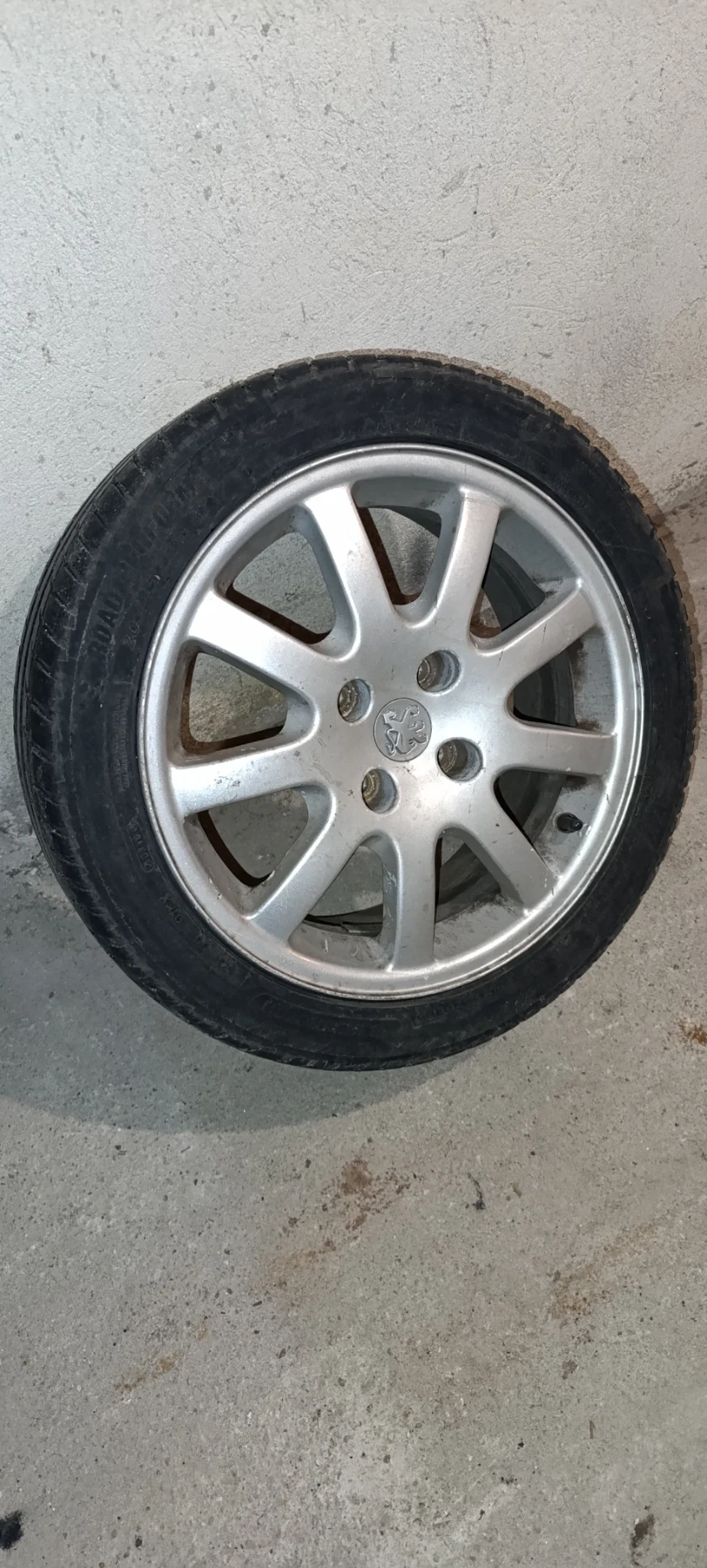 Гуми с джанти Kormoran 205/45R16, снимка 2 - Гуми и джанти - 54057867