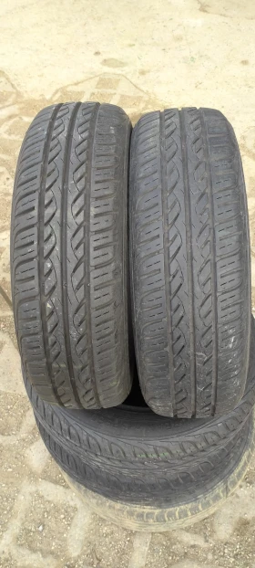 Гуми Летни 175/65R14, снимка 2 - Гуми и джанти - 49119861