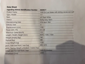 VW 1200 De Luxe Sedan with sliding canvas sun roof, снимка 5