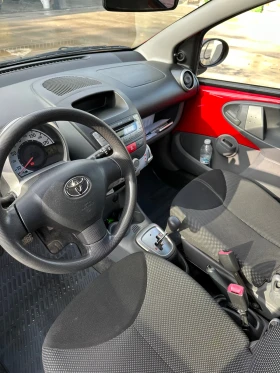 Toyota Aygo 1.0 автоматик 72 000 км. , снимка 6