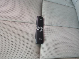 Kia Carnival 3.5* KEYLESS* ПОДГРЕВ ВОЛАН* ЕЛ. БАГАЖНИК* КРАЙНА , снимка 13