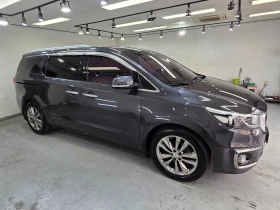 Kia Carnival 3.5* KEYLESS* ПОДГРЕВ ВОЛАН* ЕЛ. БАГАЖНИК* КРАЙНА , снимка 2