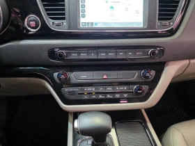 Kia Carnival 3.5* KEYLESS* ПОДГРЕВ ВОЛАН* ЕЛ. БАГАЖНИК* КРАЙНА , снимка 12