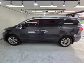 Kia Carnival 3.5* KEYLESS* ПОДГРЕВ ВОЛАН* ЕЛ. БАГАЖНИК* КРАЙНА , снимка 4