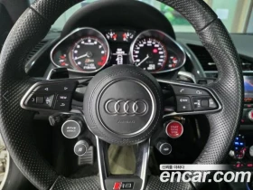 Audi R8 5.2 V10 QUATTRO S TRONIC| КАМЕРА| ПОДГРЕВ| STOCK, снимка 10