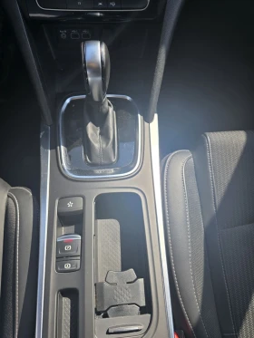 Renault Megane Grandtour Plug-In Hybrid 1.6 145hp , снимка 10