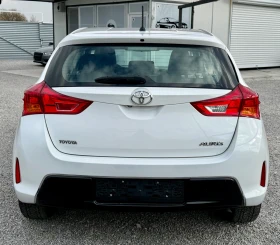 Toyota Auris 1.4 d4d/Нави/Камера - 6800 € / 13299.64 лв. - 81579251 5