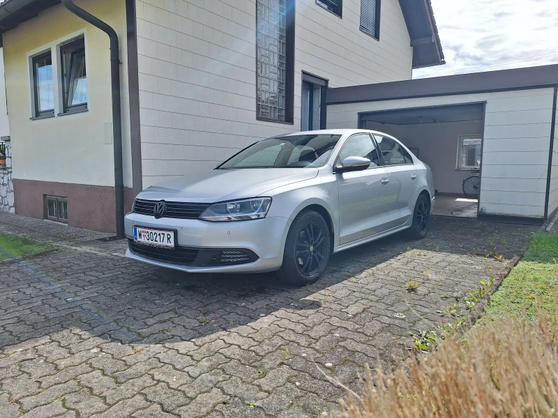 VW Jetta 1.2TSI , снимка 1 - Автомобили и джипове - 47251834