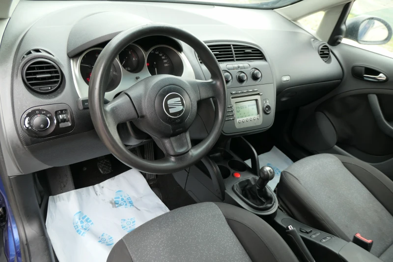 Seat Altea 1.9TDI 105кс КЛИМАТИК ЕВРО 4, снимка 13 - Автомобили и джипове - 47264194