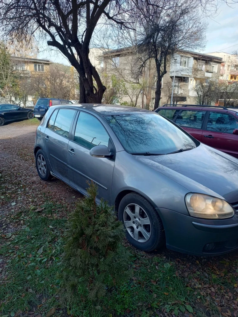 VW Golf 2.0 TDI, снимка 2 - Автомобили и джипове - 48133586