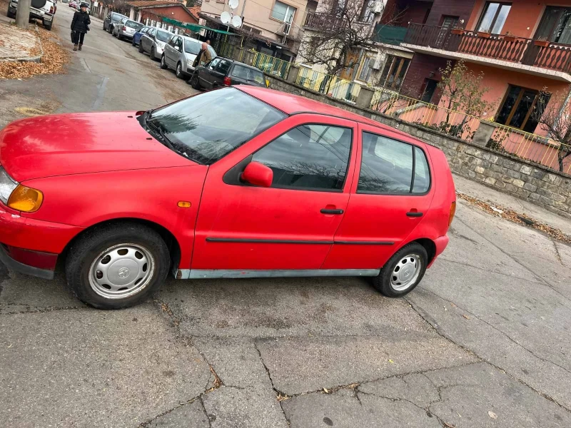 VW Polo, снимка 2 - Автомобили и джипове - 48433849