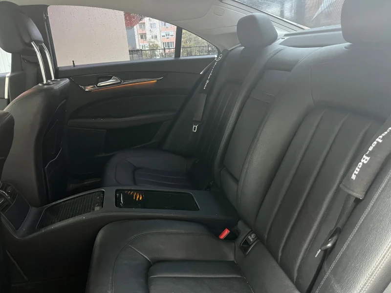 Mercedes-Benz CLS 550 Задно предаване, снимка 8 - Автомобили и джипове - 52296444
