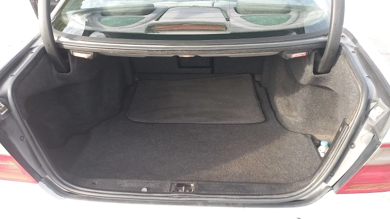 Mercedes-Benz CLK 230 Kompressor, снимка 11 - Автомобили и джипове - 52473294