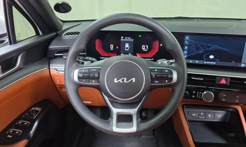 Kia K5 2.0 Prestige * НАЙ-ДОБРА ЦЕНА В БЪЛГАРИЯ* , снимка 13 - Автомобили и джипове - 52357535