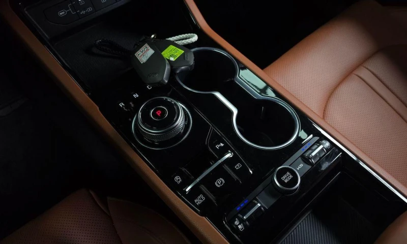 Kia K5 2.0 Prestige * НАЙ-ДОБРА ЦЕНА В БЪЛГАРИЯ* , снимка 9 - Автомобили и джипове - 52357535