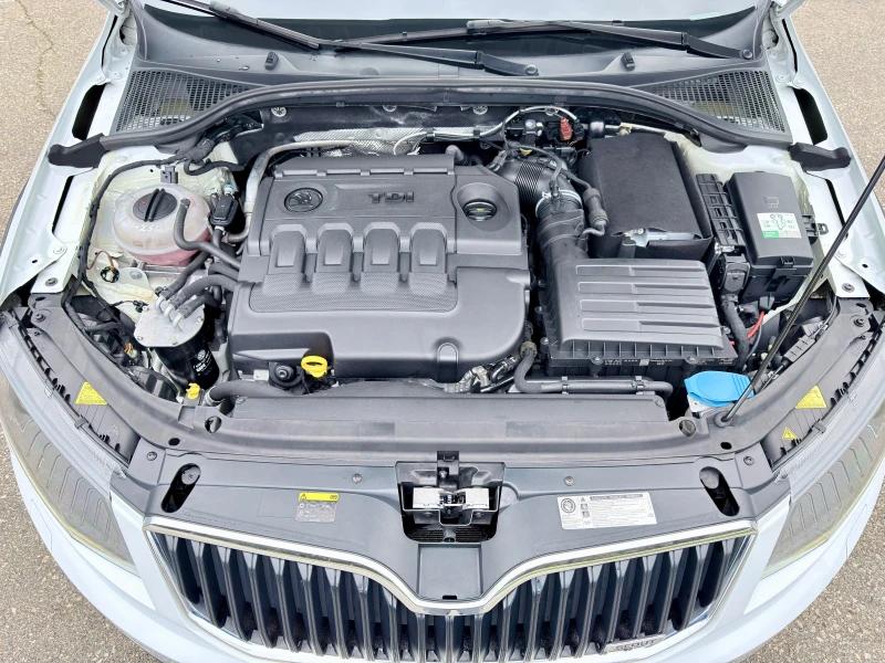 Skoda Octavia SCOUT* 2.0TDI-184k.c.* DSG* 4X4* KeyLess* ЛИЗИНГ* , снимка 17 - Автомобили и джипове - 52717613