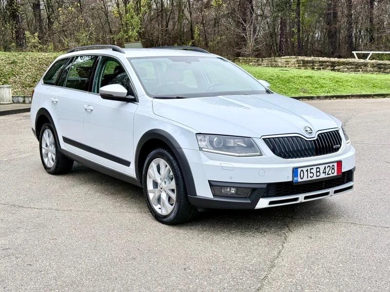 Skoda Octavia SCOUT* 2.0TDI-184k.c.* DSG* 4X4* KeyLess* ЛИЗИНГ* , снимка 5 - Автомобили и джипове - 52717613