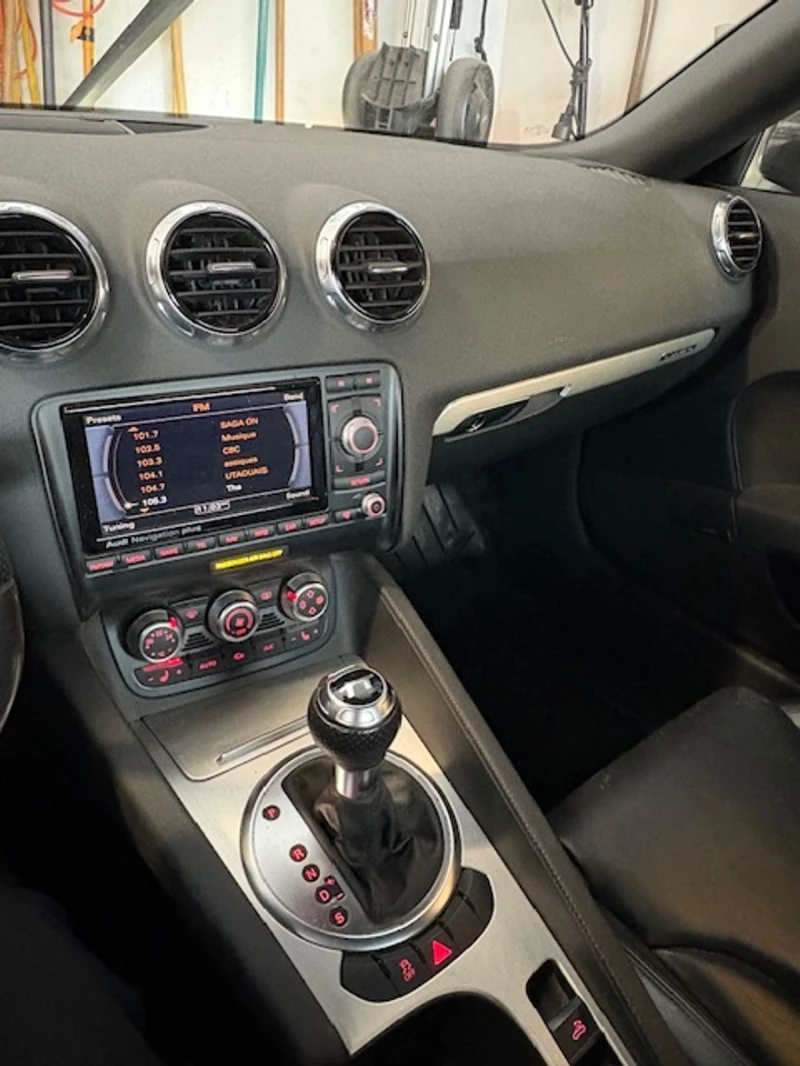 Audi Tt CARFAX АВТО КРЕДИТ , снимка 7 - Автомобили и джипове - 52748946