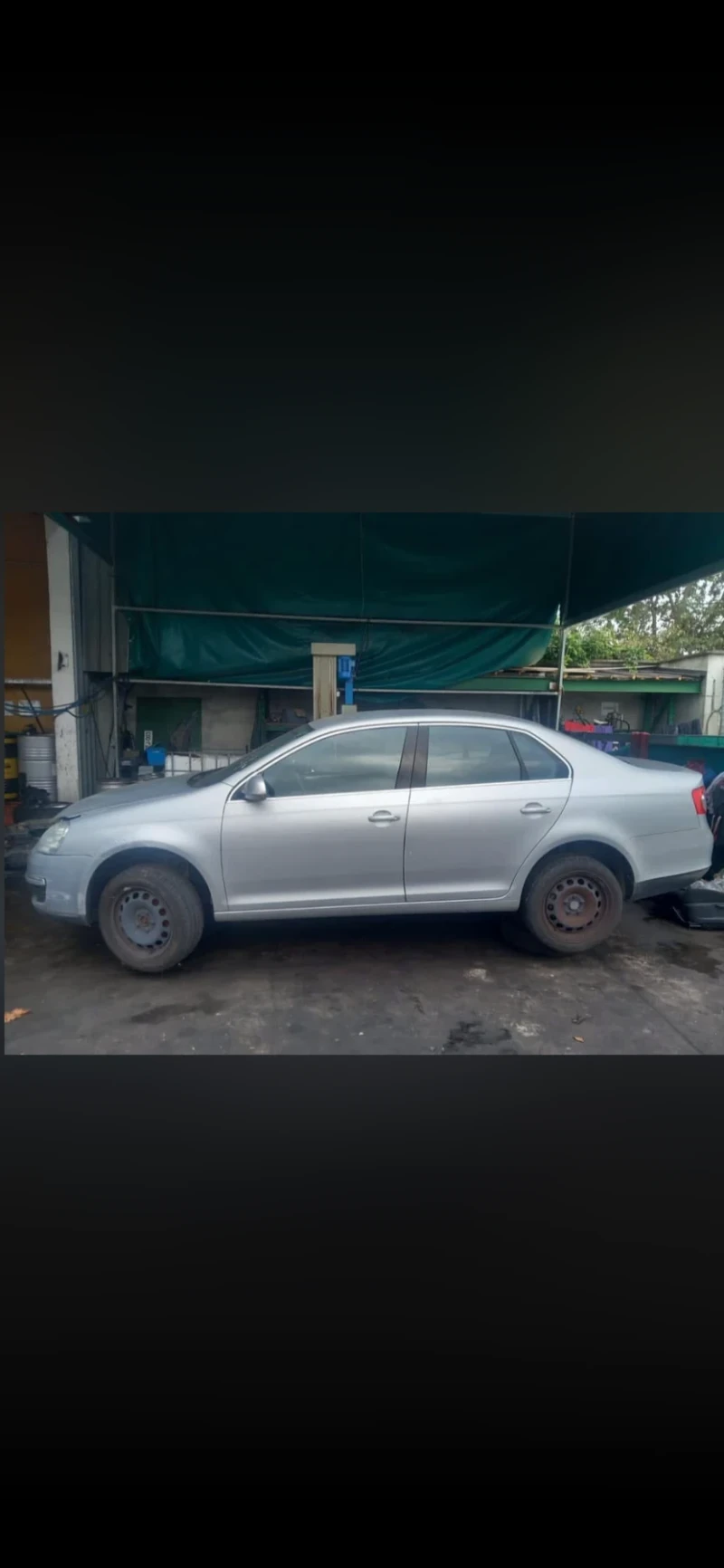 VW Jetta 2.0TDI, снимка 2 - Автомобили и джипове - 52961546