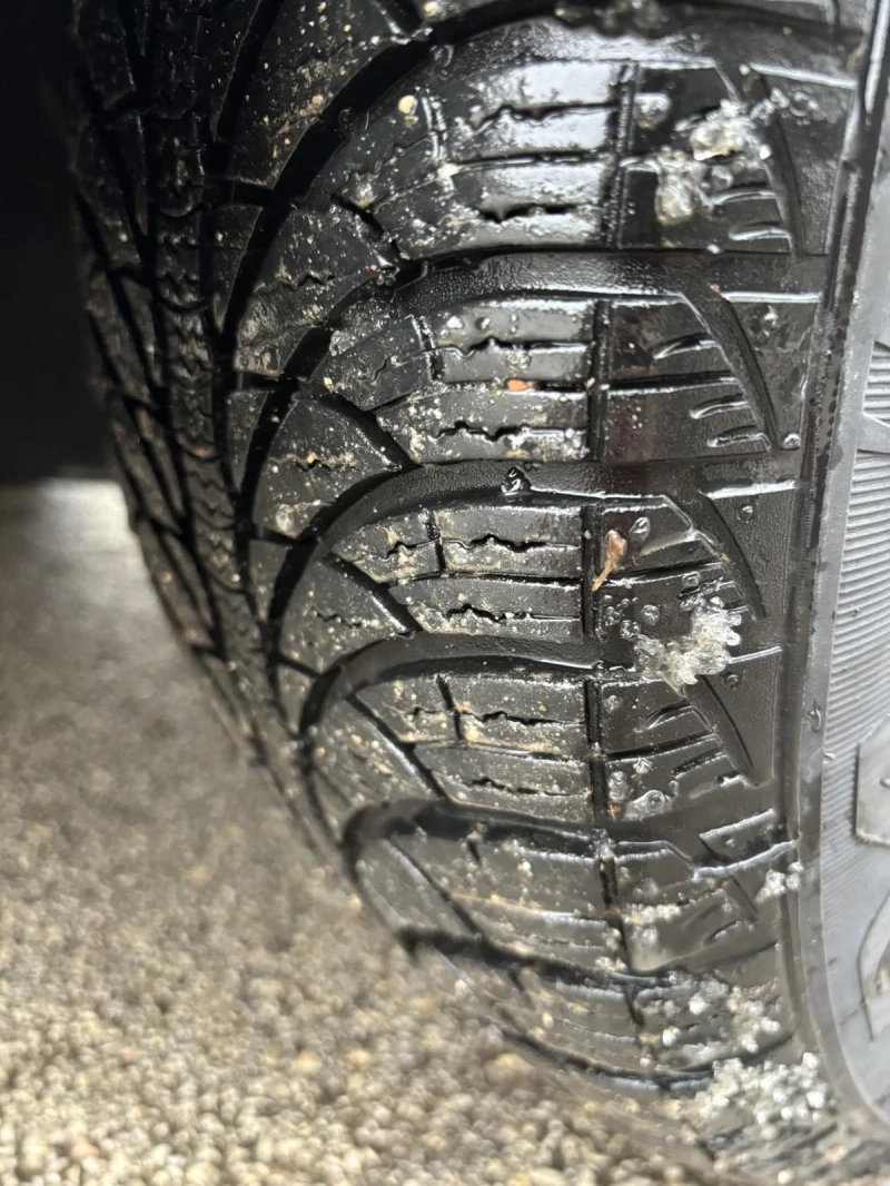 VW Golf 5, снимка 9 - Автомобили и джипове - 53092910