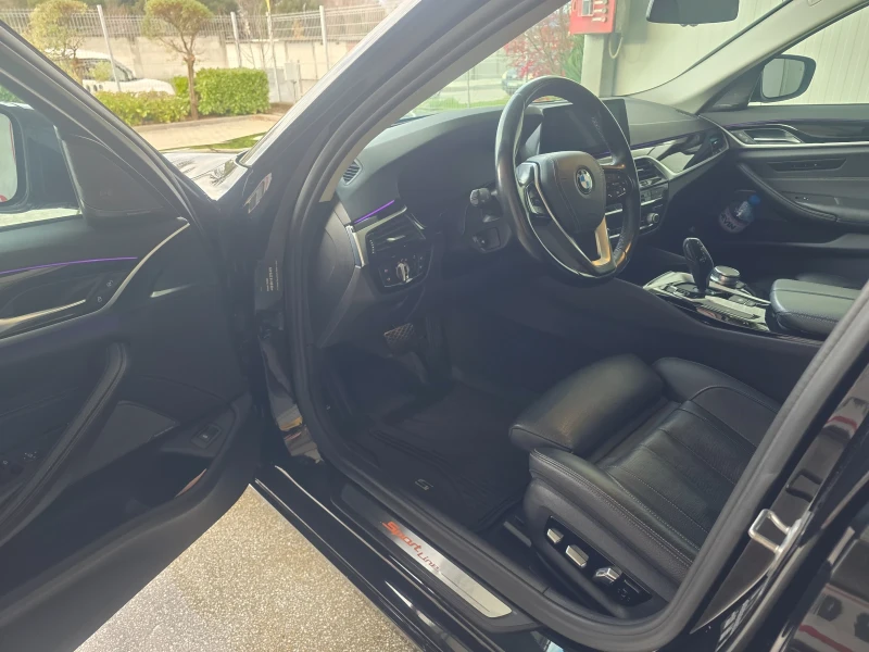 BMW 530, снимка 13 - Автомобили и джипове - 53113530