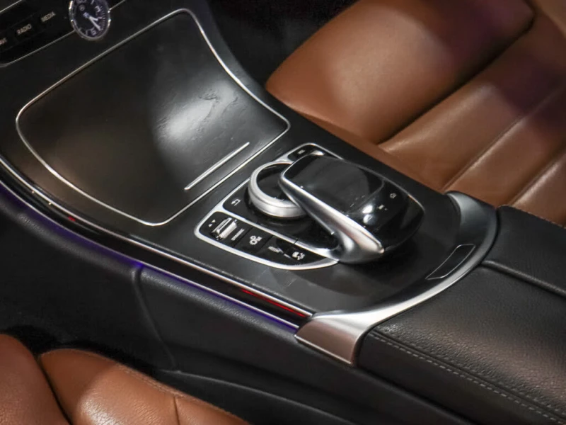 Mercedes-Benz C 43 AMG 4MATIC * 360 * BURMESTER * AMBIENT * ПОДГРЕВ * NAV, снимка 15 - Автомобили и джипове - 53418664