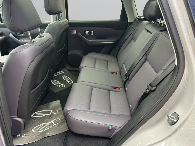 Leapmotor C10 DESIGN BEV 160kW 69, 9kWh, снимка 11 - Автомобили и джипове - 53431932